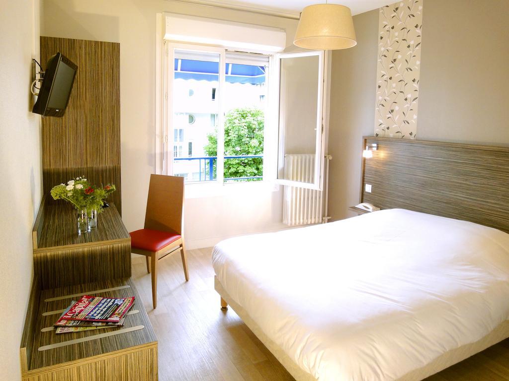 Hotel Les Pecheurs โลริอ็อง ห้อง รูปภาพ